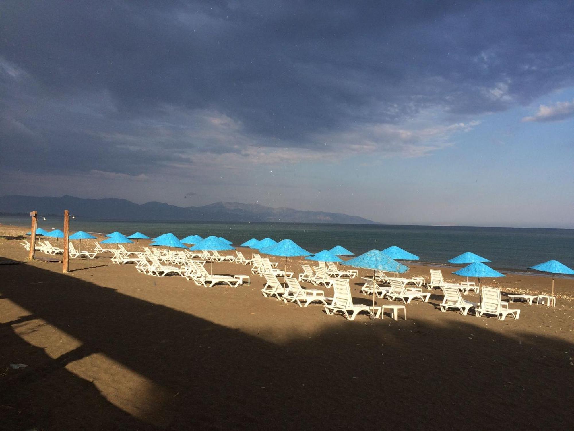 Deniz Hotel Финике Экстерьер фото