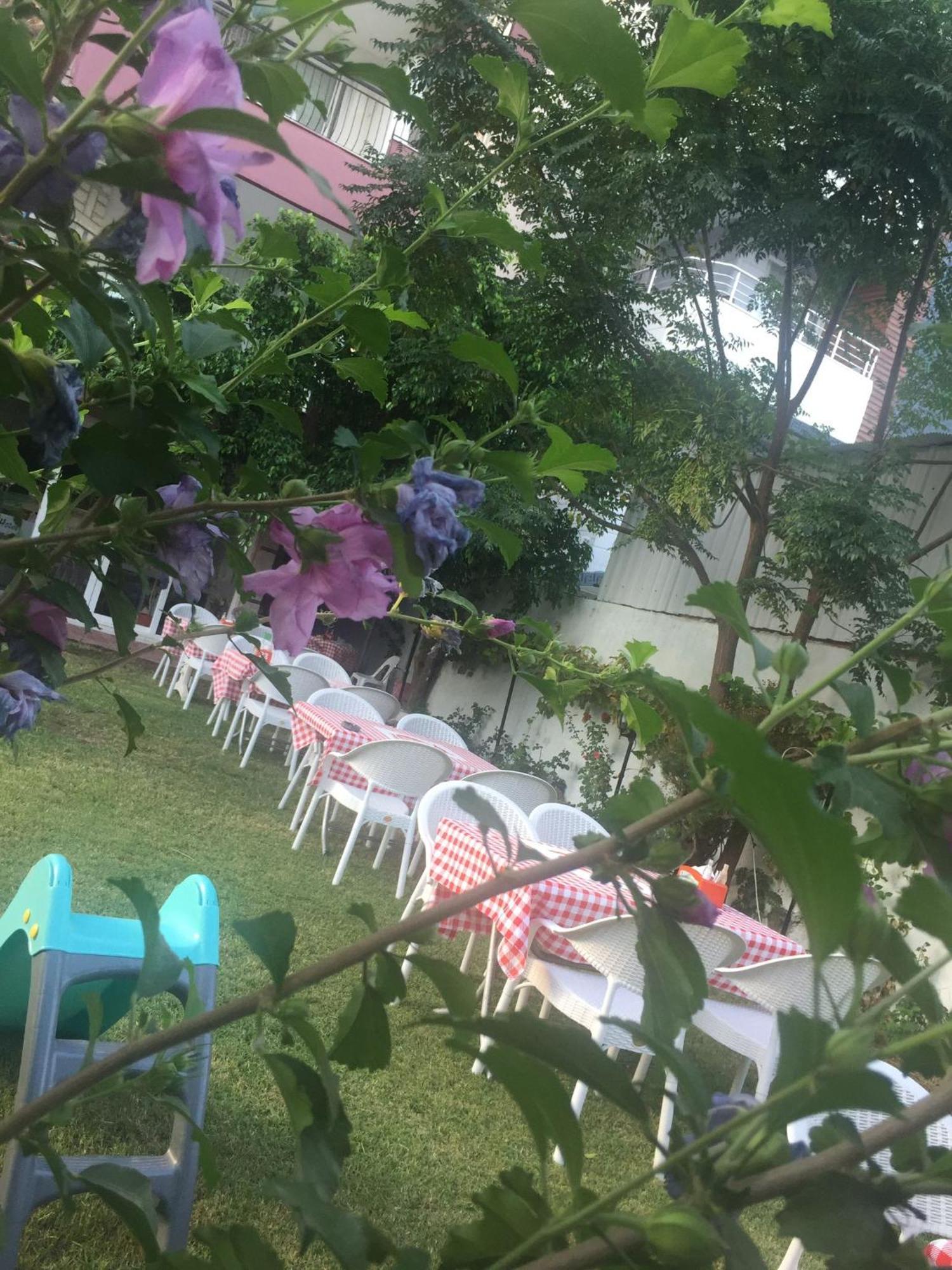 Deniz Hotel Финике Экстерьер фото